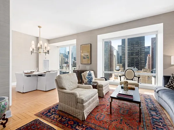 845 United Nations Plaza image 1 of 6