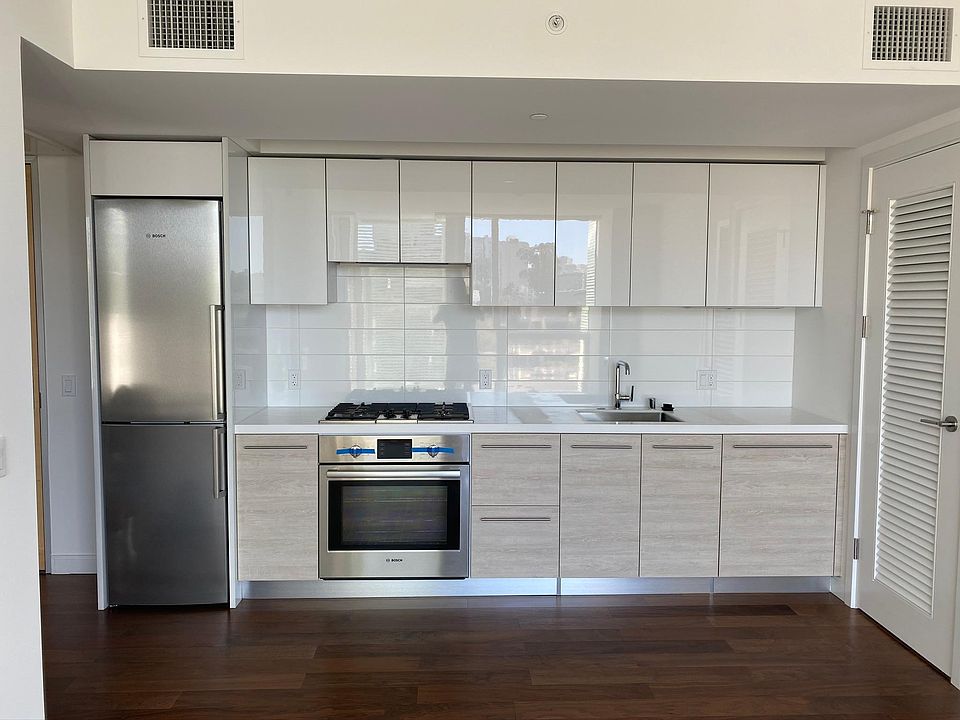 1st image of 555 Fulton St #508