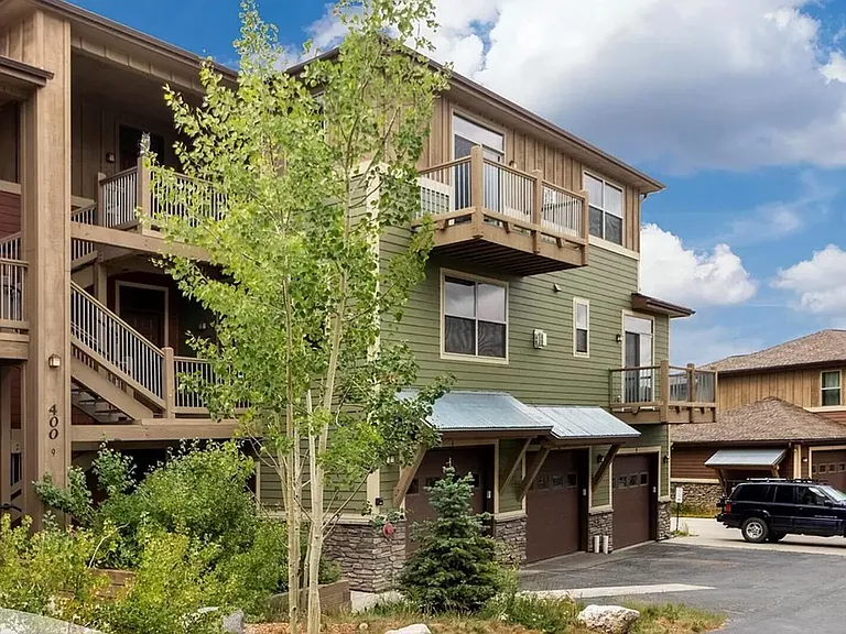 400 Cougar Gcr Ave #5 — Photo 11