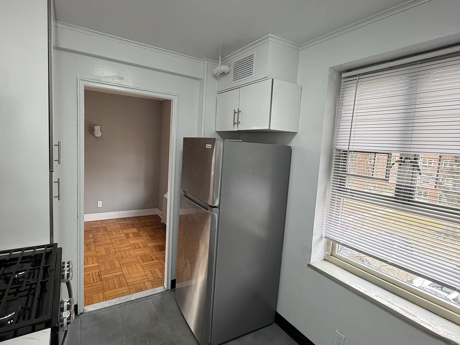 188th St, Fresh Meadows — Photo 3