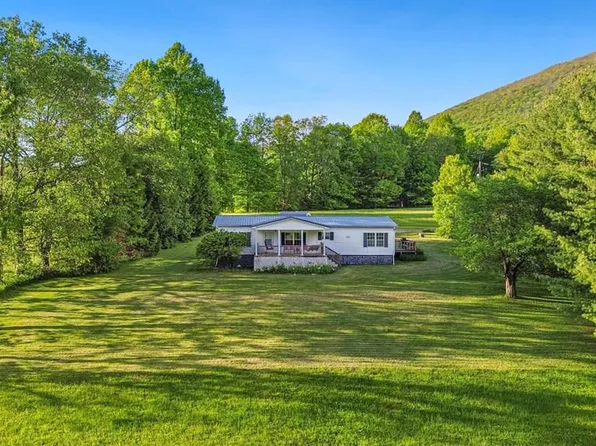 23860 Ours Ln, Damascus, VA 24236