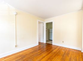 360-364 South Winooski Ave, H
