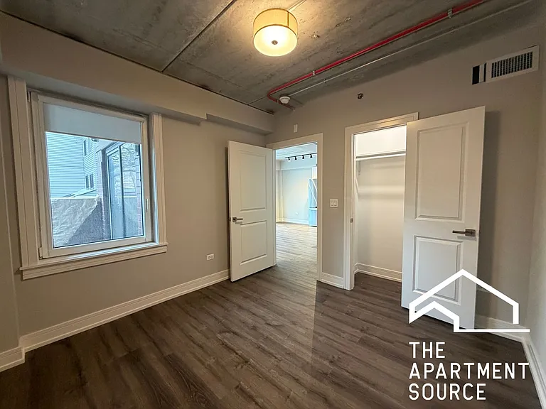 962 W Carmen Ave #1 — Photo 9