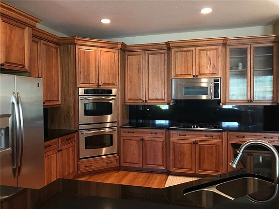 5th image of 505 SE Tres Belle Cir