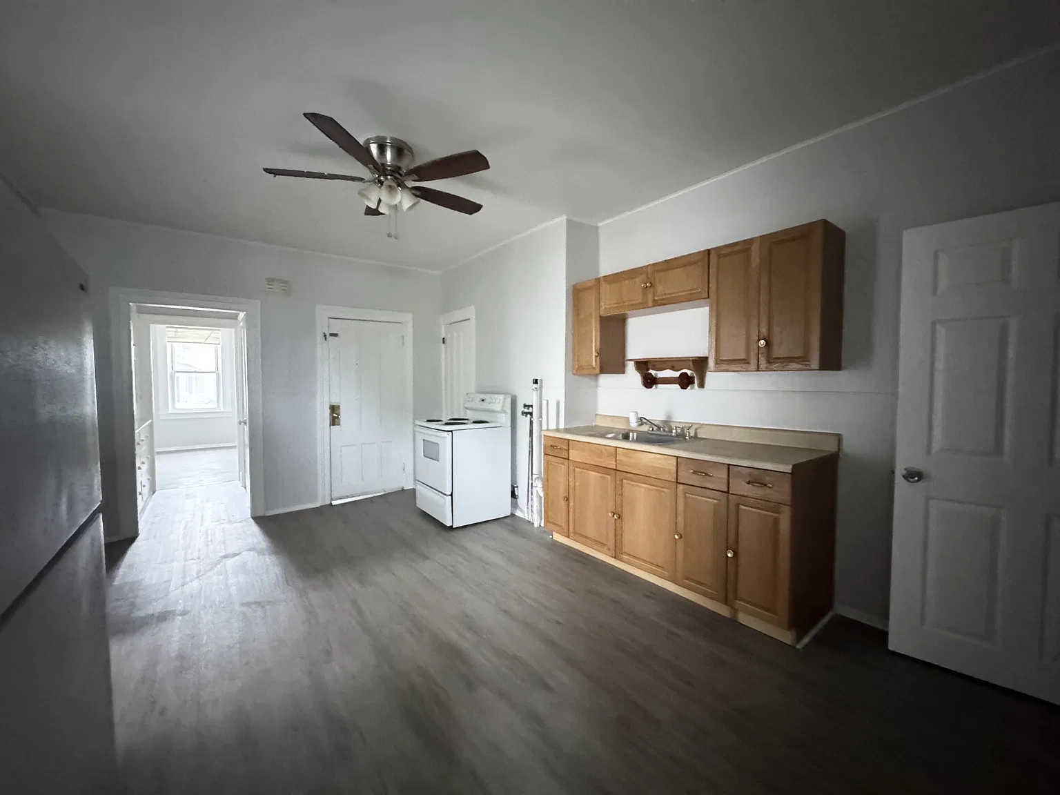 7 Corning Street - 1 — Photo 3