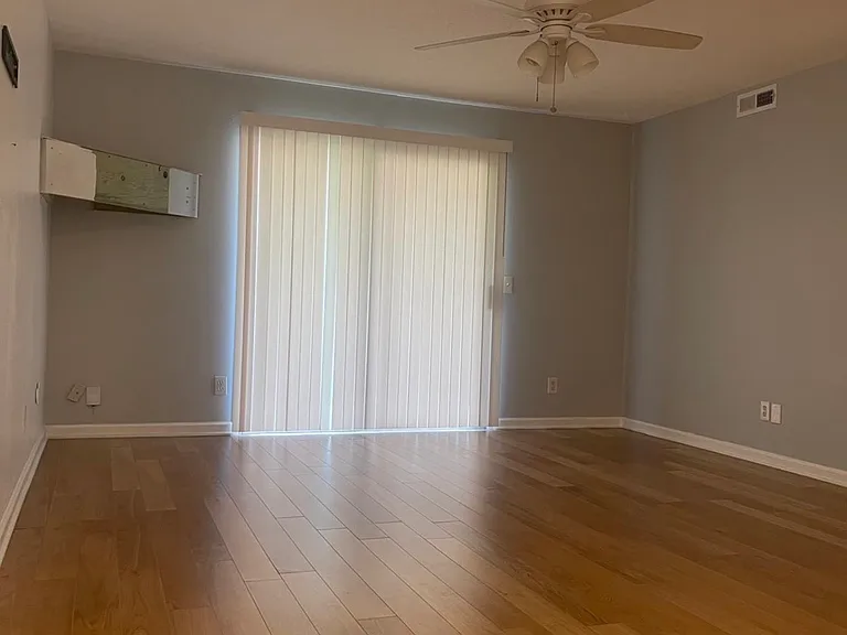 8364 Washington Village Dr #8360 — Photo 3