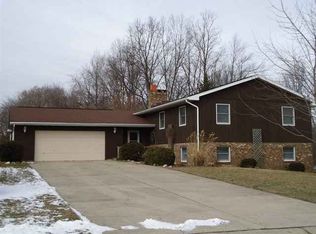 1411 Lakeview Blvd, Warsaw, IN