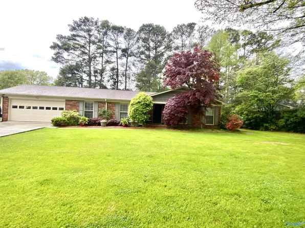 2307 Brookwood Dr SE, Decatur, AL 35601
