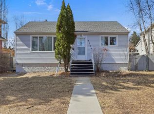 9206 90th St NW, Edmonton, AB T6C3M1