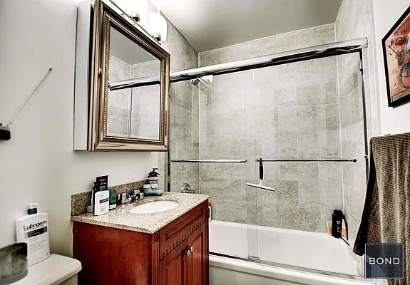 Rented by Bond New York | media 40