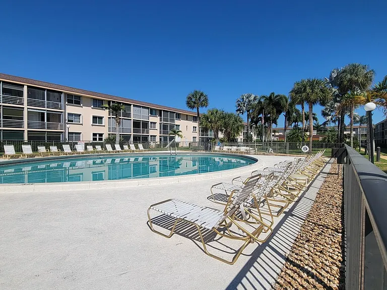 4500 N Federal Hwy #358G — Photo 12