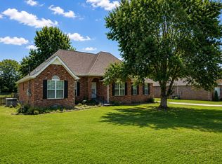 107 Honeysuckle Ct, Murfreesboro, TN 37129