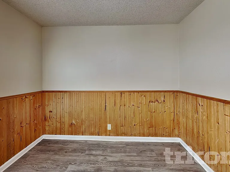 7511 Micron Dr — Photo 6