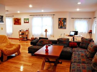 450 2nd St #2, Hoboken, NJ 07030