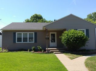 509 W 31st St, Davenport, IA 52803