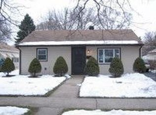 8327 44th Pl, Lyons, IL 60534
