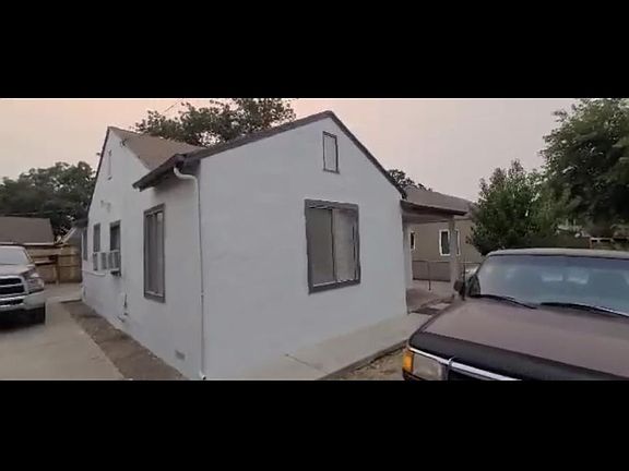 5th image of 311 N Golden Gate Ave