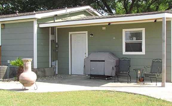 5th image of 11812 Garden Gate Dr