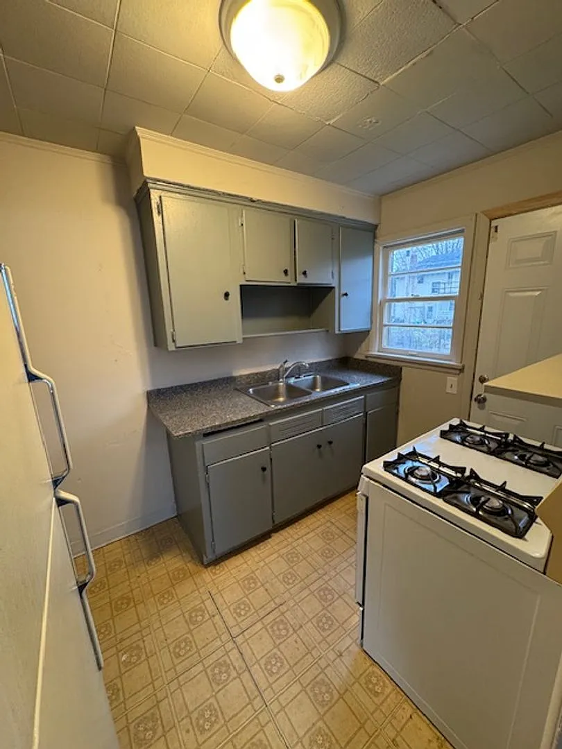 1341 Fay Dr. — Photo 3