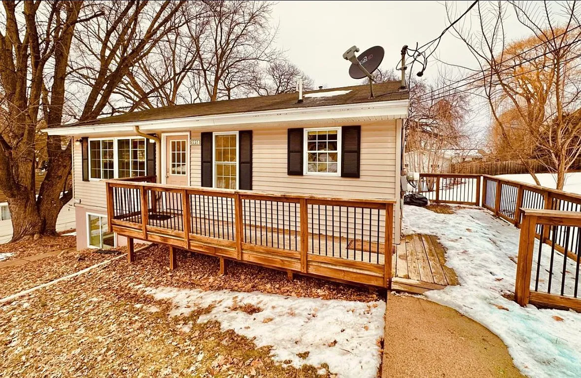 5958 Hillcrest Rd — Photo 2