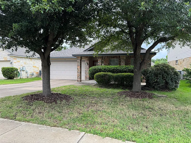 11217 McKinney Spring Dr — Photo 2