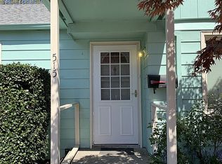 515 NE Holland St, Portland, OR 97211