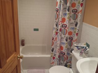 3062 30th St #2, Astoria, NY 11102