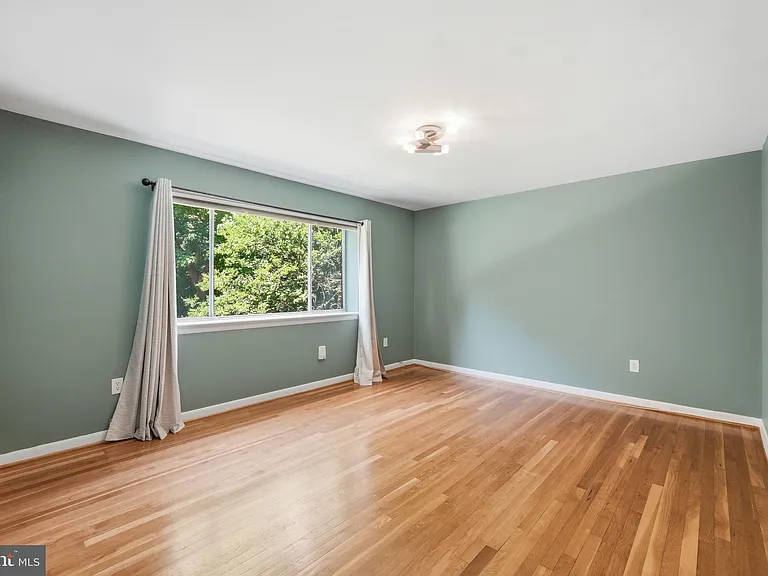 5003 Sentinel Dr #22 — Photo 11