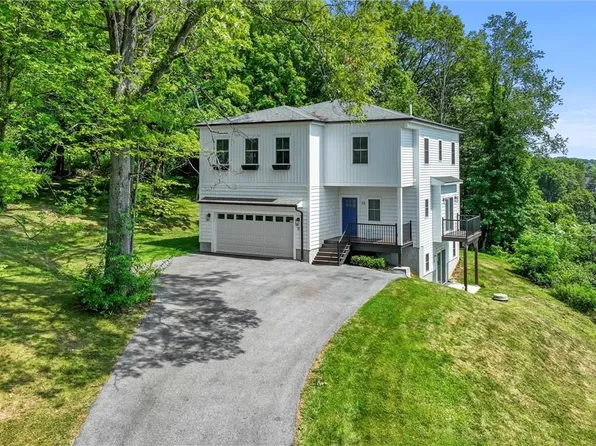 15 Wiltse Lane, Poughkeepsie, NY 12603