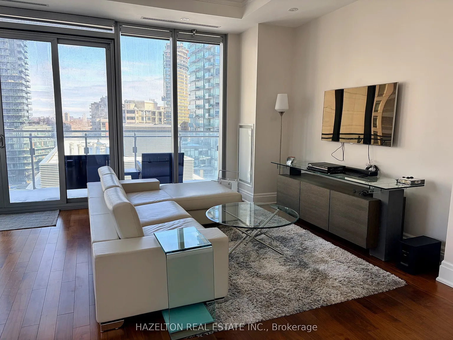 1 bed, $7,900 — Photo 1