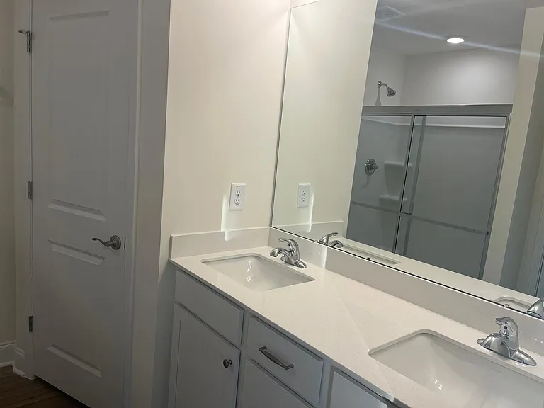24 Lavender Ln — Photo 17