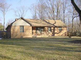 4117 Burke Station Rd, Fairfax, VA 22032