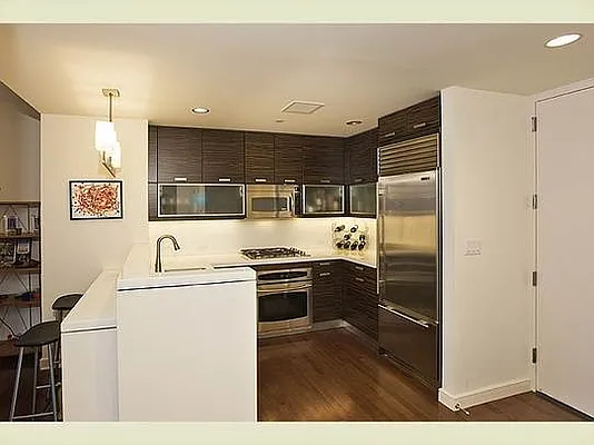Sold by Stribling | media 5