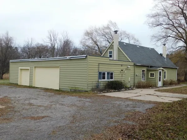 1915 Sunset ROAD, Port Washington, WI 53074