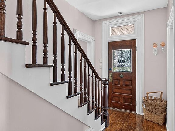 3rd image of 311 E Locust Street