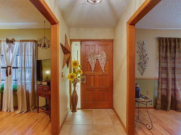 4th image of 1140 Serissa Ct