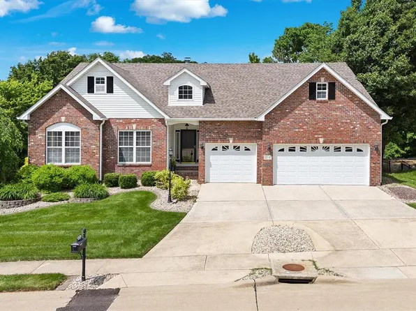 6216 Timberwolfe Dr, Glen Carbon, IL 62034