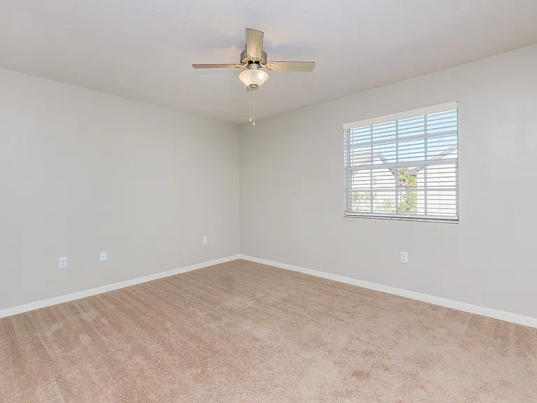 Carmendy Square Apartments — Photo 21