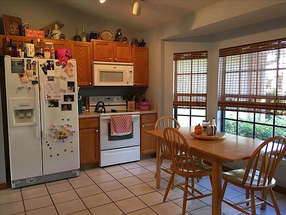 4th image of 2325 Sweetwater Blvd