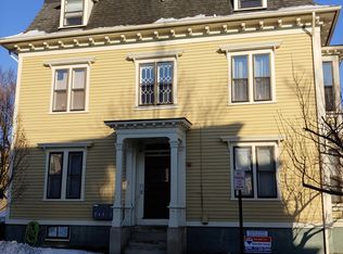 1 Brighton St #4, Providence, RI 02909
