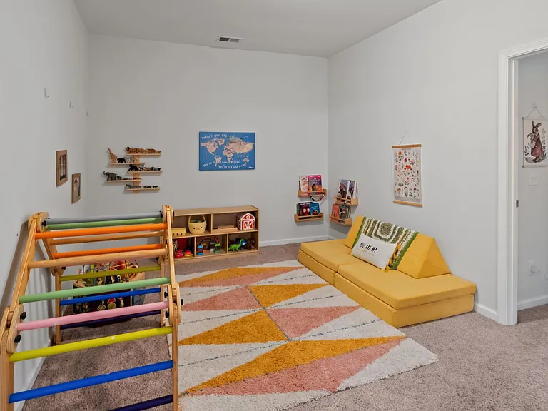 81 Bellasera Way — Photo 37