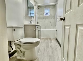 77 Marshall St #2F, Poughkeepsie, NY 12601