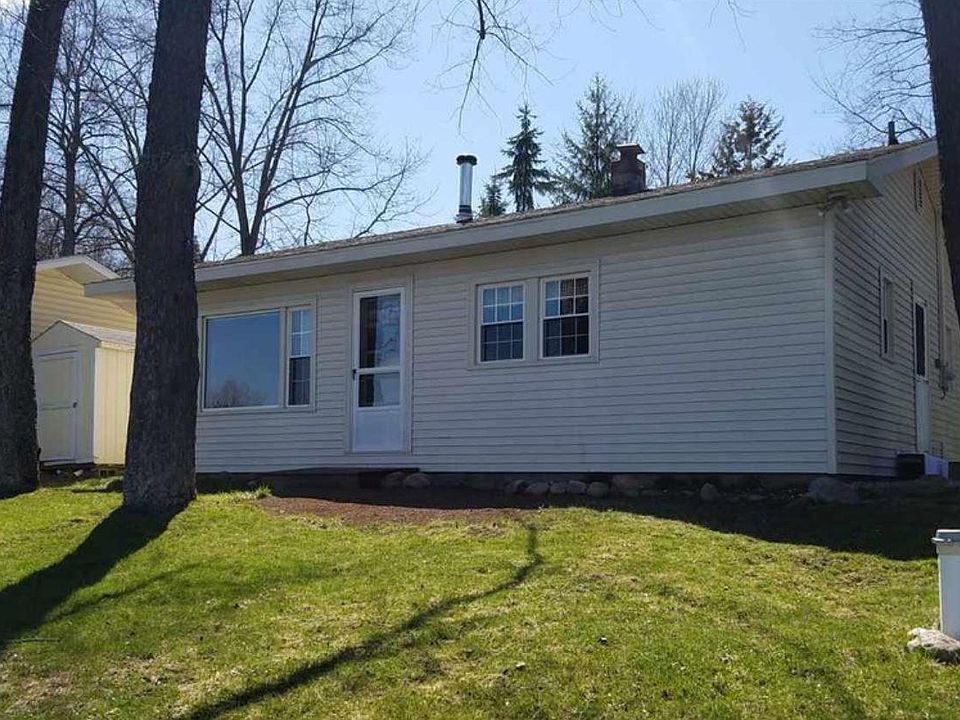 1st image of 11559 Crystal Lake Dr