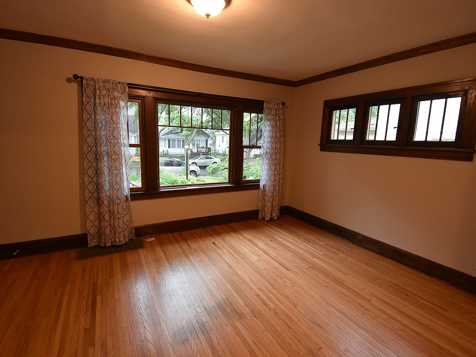 amazing natural light throughout!