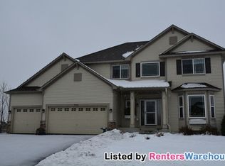 9501 Glacier Rd, Saint Bonifacius, MN 55375