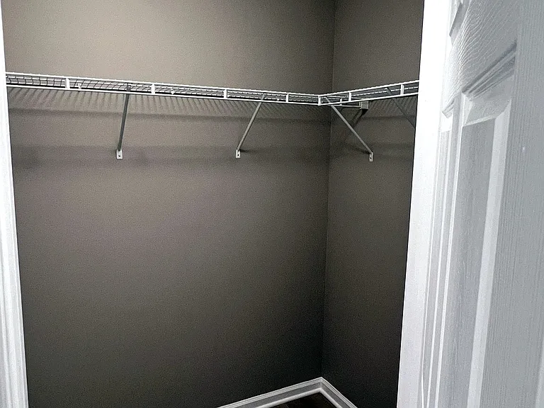 Walk-in closet