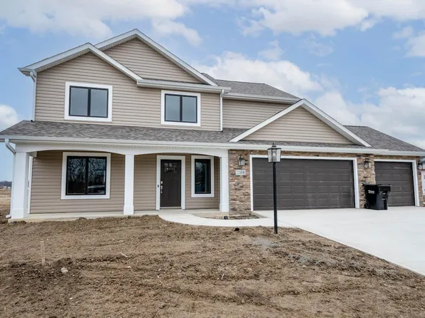 2104 Custer Dr, Garrett, IN 46738
