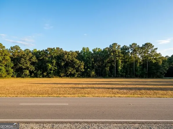 17 Highway Hwy, Awendaw, SC 29429