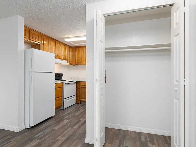 Blossom Corners Apartments — Photo 11
