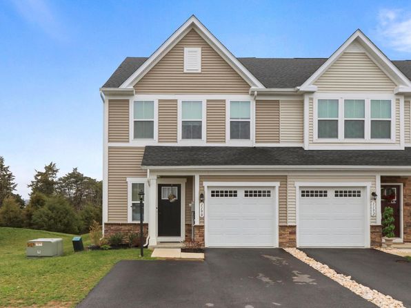 1190 Emilys Ct
